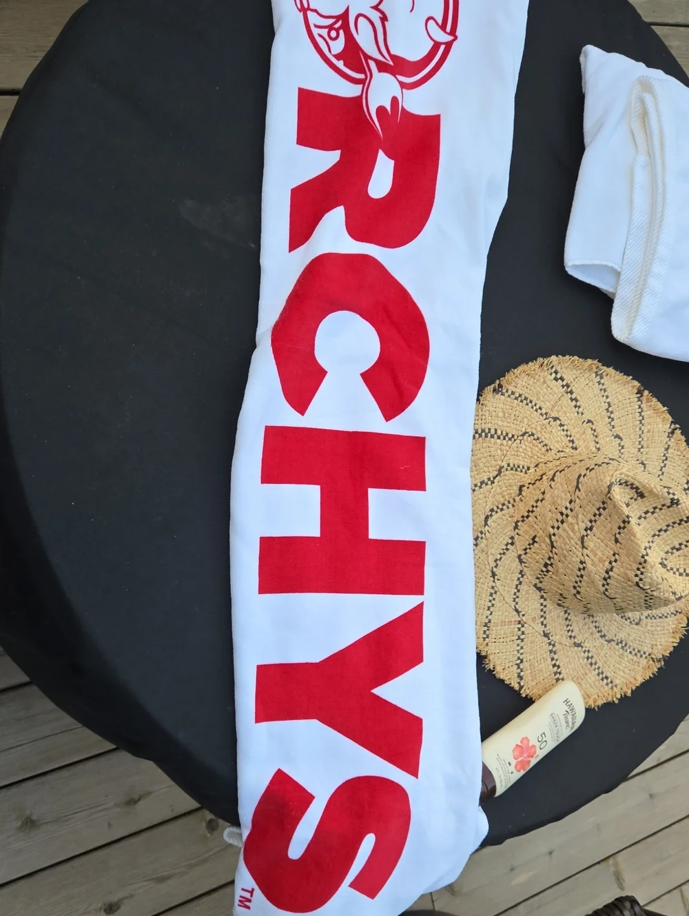 NWOT Torchy's Tacos Devil Logo Beach Towels Set of 2 Rare
